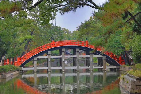 Červený most posvátné svatyně Sumiyoshi Taisha — Stock fotografie