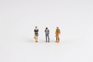 eğlenceli mini insanlara beyaz tahta