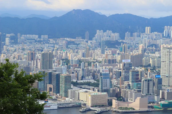 Victoria Peak genelinde HK manzarası panorama. — Stok fotoğraf