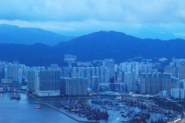 Hong Kong, skyline panorama över Victoria Peak. — Stockfoto