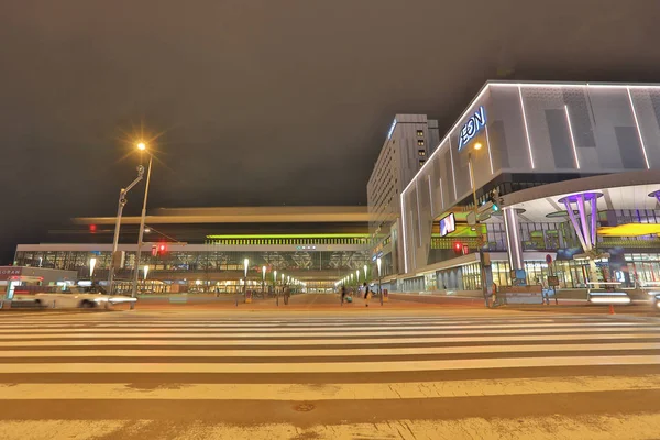 HOKKAIDO, JAPÃO da estação de Asahikawa à noite — Fotografia de Stock