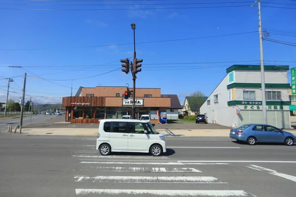 Calle en el distrito Kamui, Asahikawa Hokkaido, Japón . — Foto de Stock