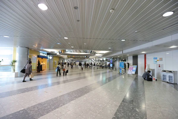 A belső udvarra New Chitose Airport, Hokkaido — Stock Fotó