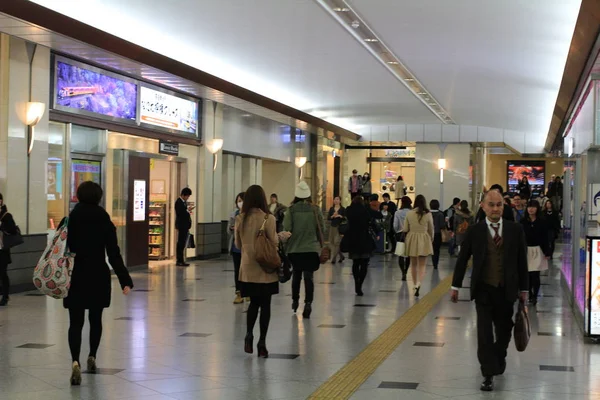Osaka station jest stacja kolejowa w dzielnicy Umeda — Zdjęcie stockowe