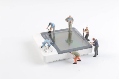 Min rakam işçi ekibi mühendisleri ile