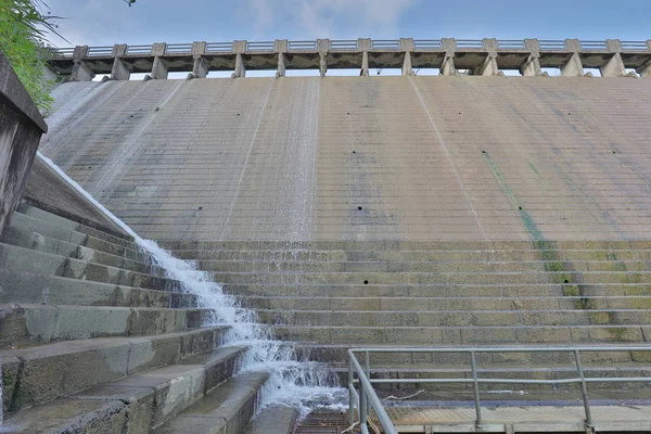 Dam at Aberdeen Lower Reservoir 2017 hk — Stock fotografie