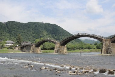 Iwakuni Nishiki nehirde kapsayan