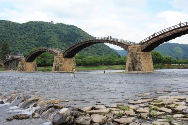 Kintai Kyo Köprüsü'Iwakuni, Hiroşima, Japonya