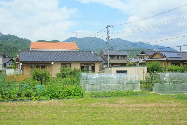 Страна сторона Iwakuni bewteen Хиросима — стоковое фото