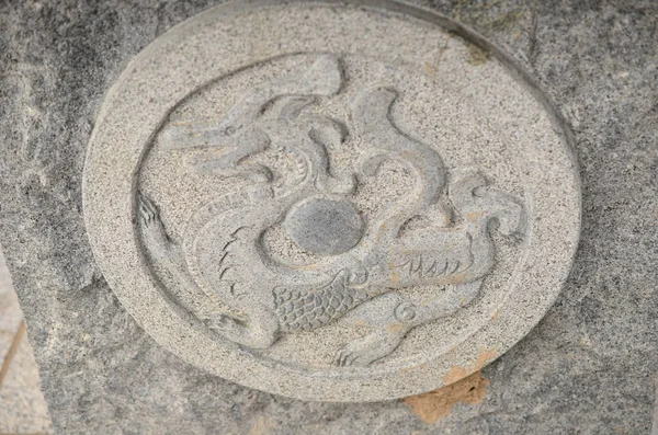 Čínský drak kámen — Stock fotografie