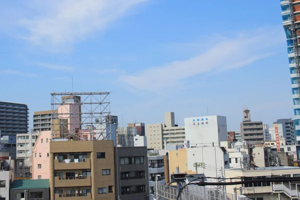 Vista de la ciudad Hiroshima en tren — Foto de Stock