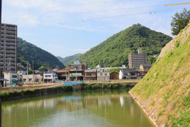 Mihara'ya kalenin Nehri