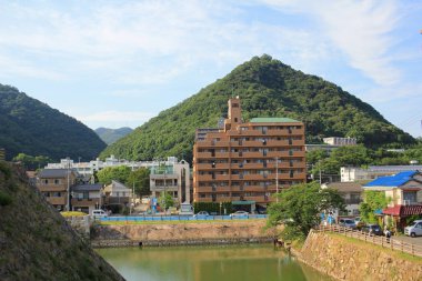 Mihara'ya kenti, tren