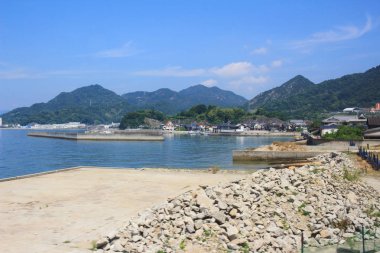 kure satırında tren penceresinden görüntülemek 