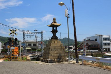 kure satırında tren penceresinden görüntülemek 