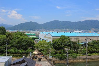 Tren penceresinden, Hiroşima görüntülemek