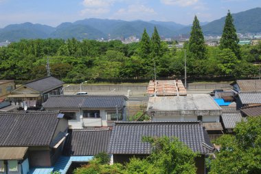 Tren penceresinden, Hiroşima görüntülemek