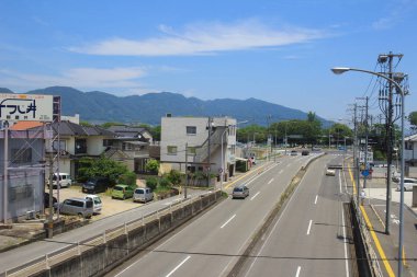 Tren penceresinden, Hiroşima görüntülemek