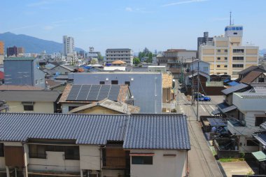 Tren penceresinden, Hiroşima görüntülemek