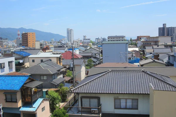 Widok z okna pociągu, Hiroshima — Zdjęcie stockowe