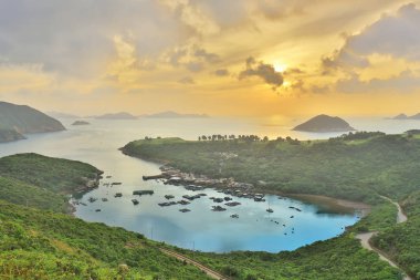 Po Toi O sabah, Hong Kong