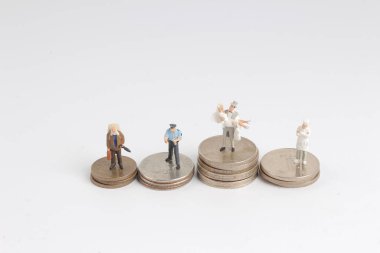 paralar ile figür differnet sınıfı