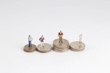 paralar ile figür differnet sınıfı