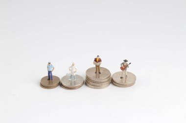 paralar ile figür differnet sınıfı