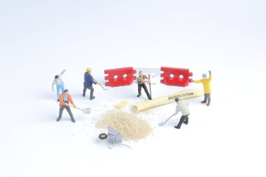  Min oyuncak işçi eser şeker ile