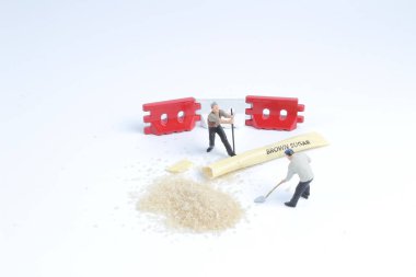  Min oyuncak işçi eser şeker ile