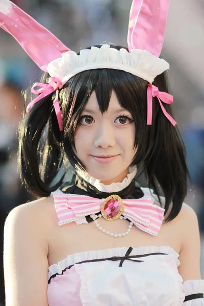 Jeune japonais habillé en costume cosplay — Photo