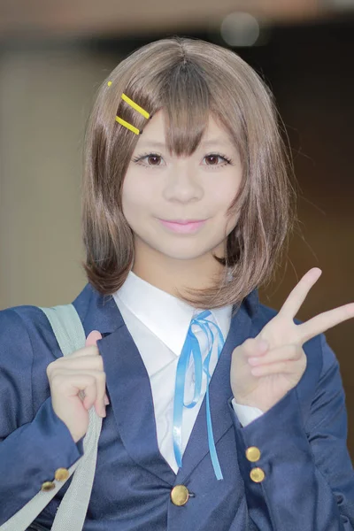 Giovane giapponese vestito in costume cosplay — Foto Stock