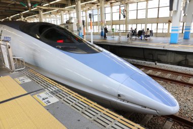  Shinkansen hızlı tren Okayama tren istasyonu