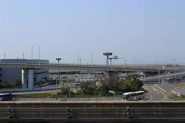 Kansai Havaalanı treni görünümü tren dışında — Stok fotoğraf