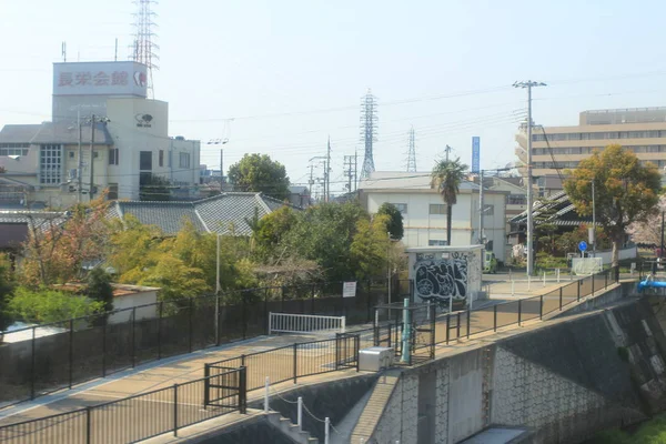Widok na miasto Osaka pociągiem — Zdjęcie stockowe
