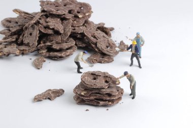 oyuncaklar alt şekiller ile çikolata kurabiye 