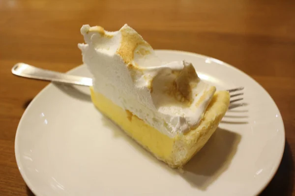 The Lemon meringue pie — Stock Photo, Image