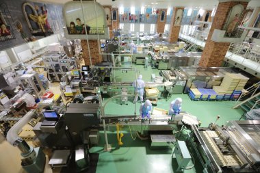 Japonya, Çikolata Fabrikası'nda üretim hattı