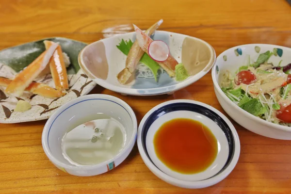 Harina de palo de cangrejo, decorar palo de cangrejo comida japonesa . — Foto de Stock