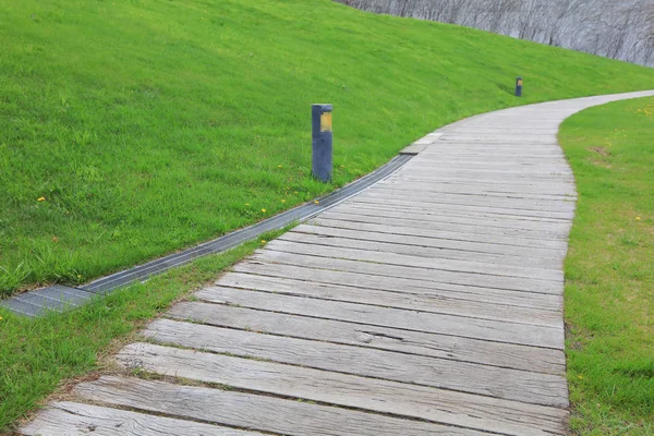 park Sapporo kubbe ile yolu. Sapporo 