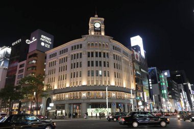  Tokyo Ginza kavşak geceleri.