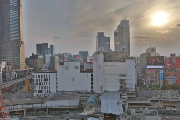 SHINJUKU, zona commerciale a tokyo . — Foto Stock