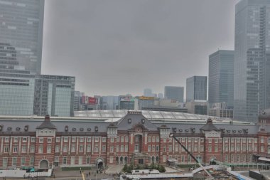 yağmur gün Tokyo İstasyonu