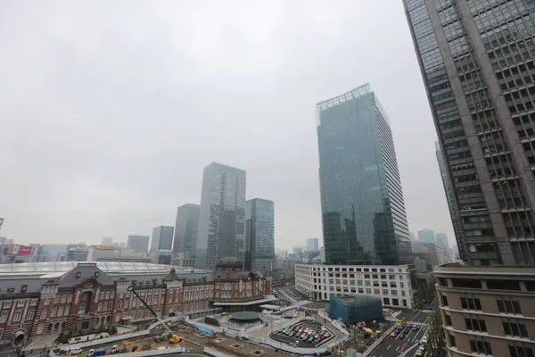 yağmur gün Tokyo İstasyonu