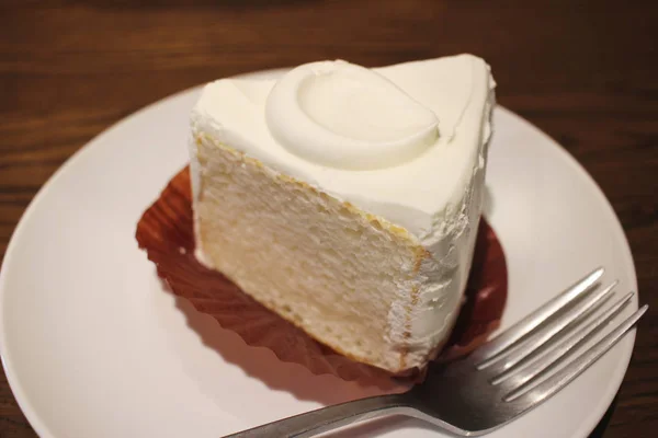 Le délicieux gâteau blanc — Photo