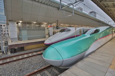 Tohoku Shinkansen line için Jr Doğu tarafından işletilen