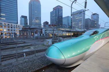 Tohoku Shinkansen line için Jr Doğu tarafından işletilen