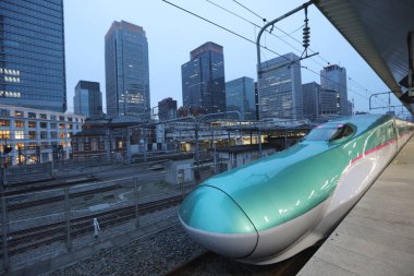 Tohoku Shinkansen line için Jr Doğu tarafından işletilen