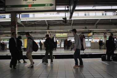 Tren tokyo Caddesi'nin manzaraya