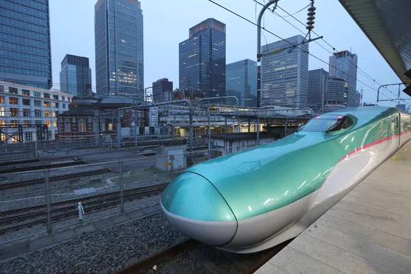 Tohoku Shinkansen line için Jr Doğu tarafından işletilen